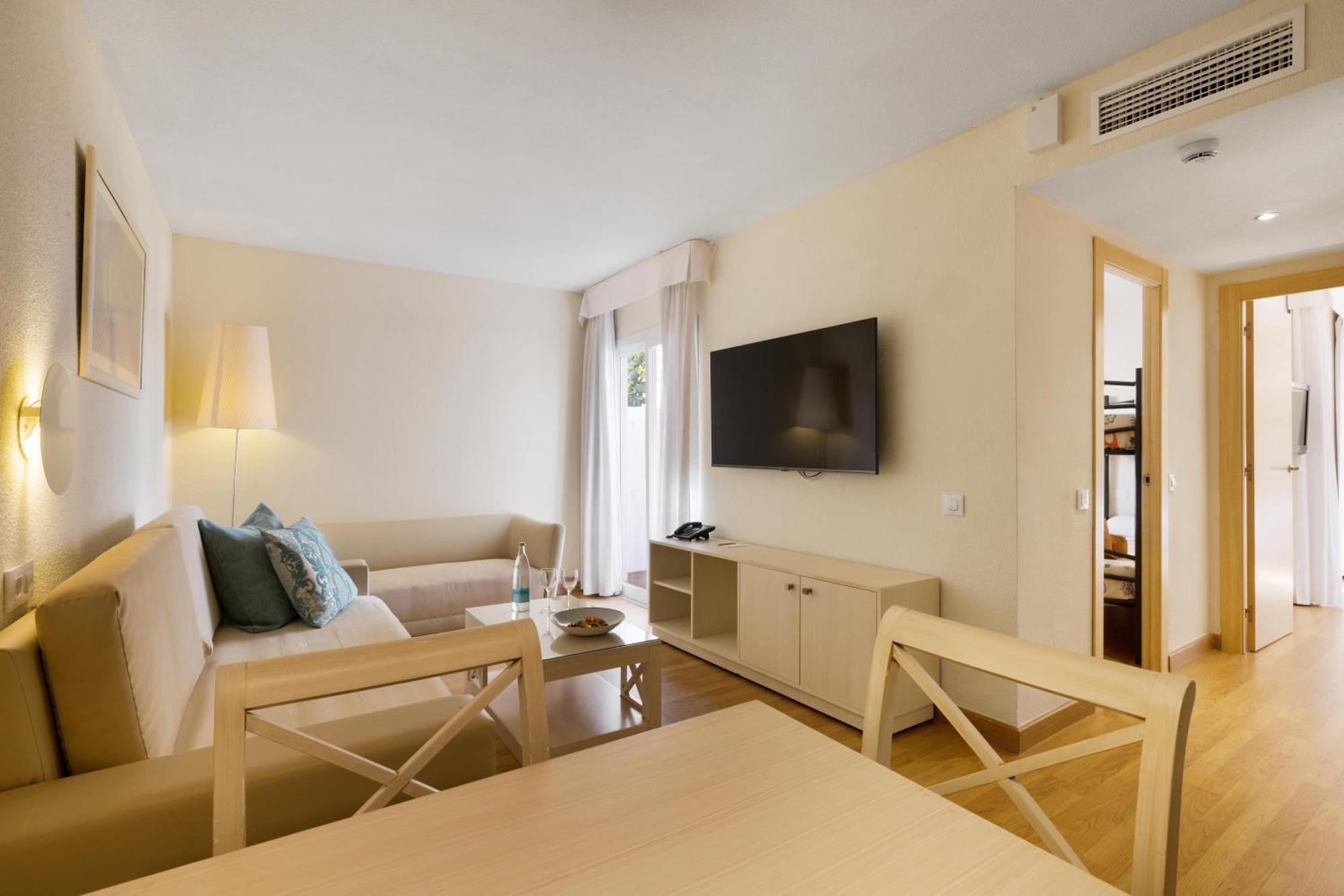 Viva Sunrise Aparthotel 4*