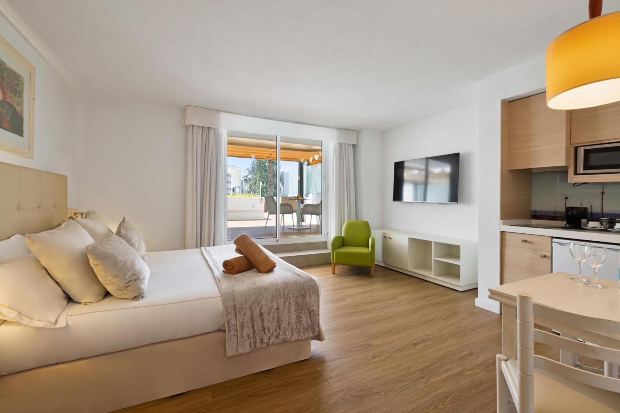 Viva Sunrise Aparthotel 4*